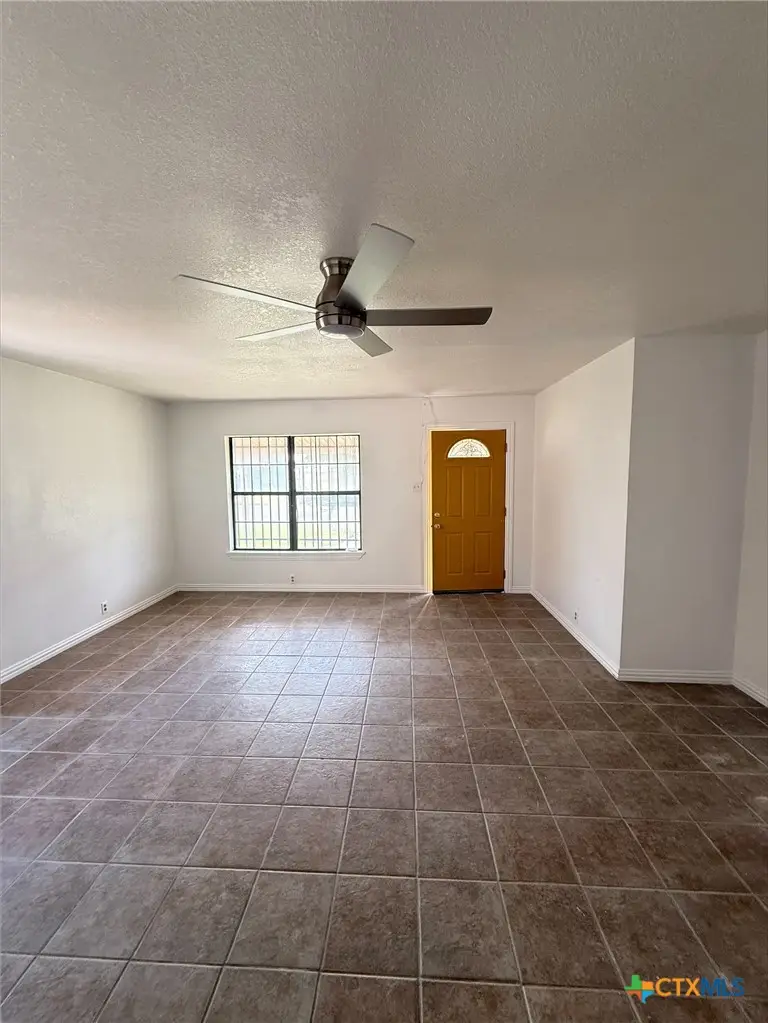 1911 N 10th Street, Killeen, TX 76541 - #2
