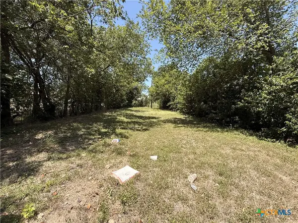 1020 S 10th Street, Temple, TX 76504