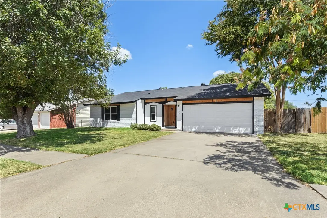 2100 Eisenhower Drive, Killeen, TX 76543 - #1