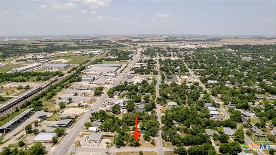 1101 W 3rd Street, Taylor, TX 76574 - #3