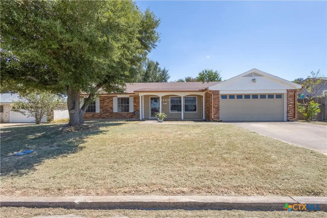 1504 W 6th Street, McGregor, TX 76657 - #1