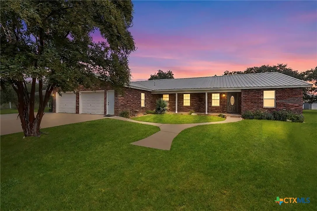 172 Meadow Lake Drive, Seguin, TX 78155 - #1