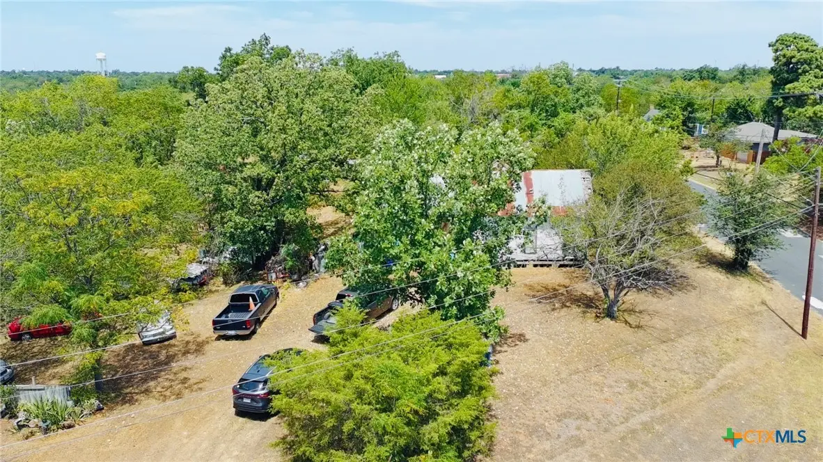 506 S Avenue C, Elgin, TX 78621 - #1