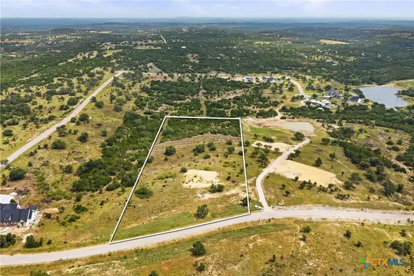 195 Lilly Belle Way, Johnson City, TX 78636