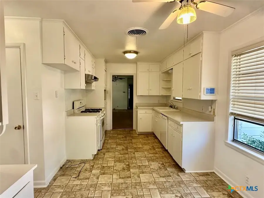 2508 N 11th Street, Temple, TX 76501 - #3