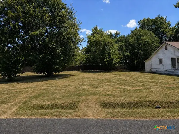 602 Meyer Street, Victoria, TX 77901