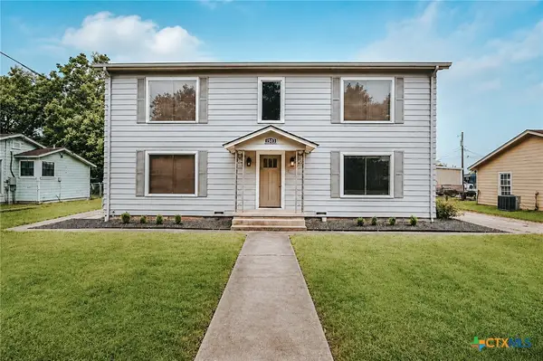 1503 E Virginia Avenue, Victoria, TX 77901