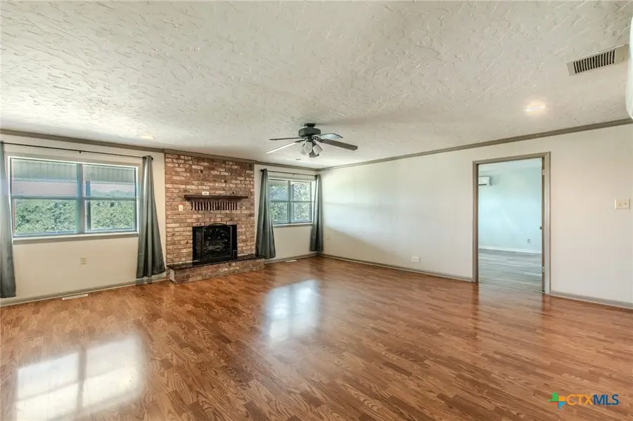 26 S Cliffwood Circle, Belton, TX 76513 - #2