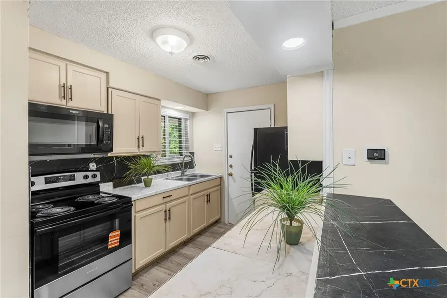 801 Adela Street, Killeen, TX 76541 - #3