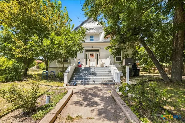 112 W Avenue I, Temple, TX 76504
