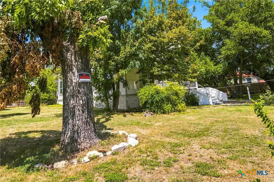 112 W Avenue I, Temple, TX 76504 - #3