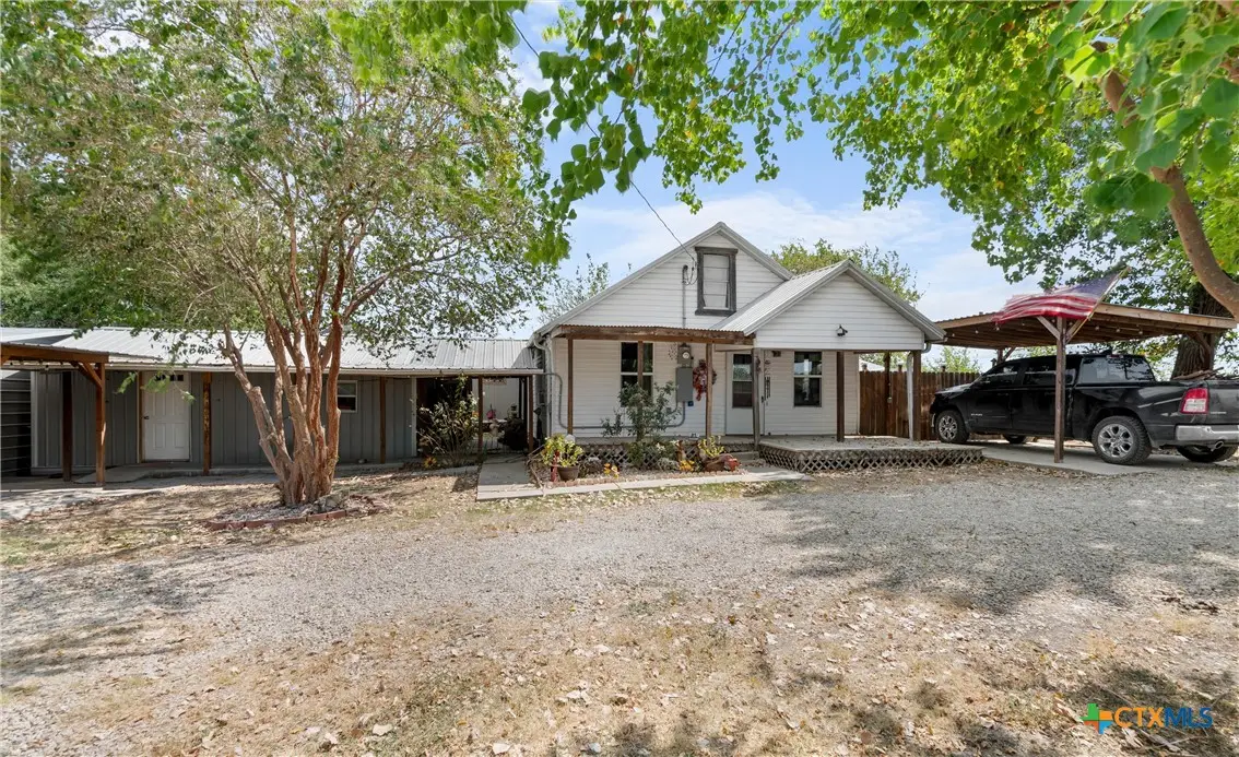 798 County Road 367, Lott, TX 76656 - #1