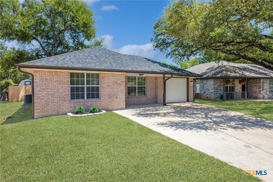 1107 E Avenue M, Belton, TX 76513 - #3