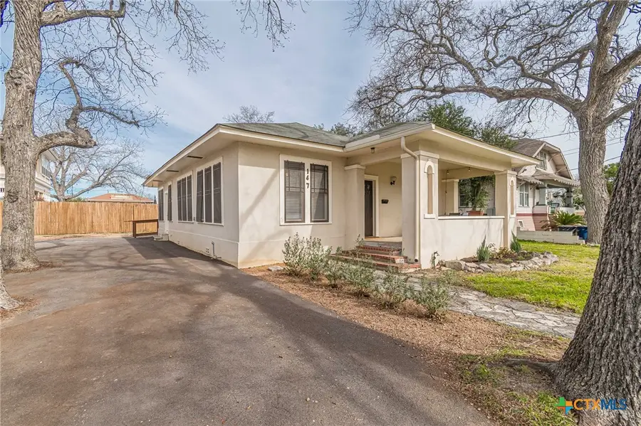 147 S Academy Avenue, New Braunfels, TX 78130 - #2