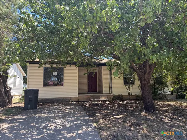 207 W Voelter Avenue, Killeen, TX 76541