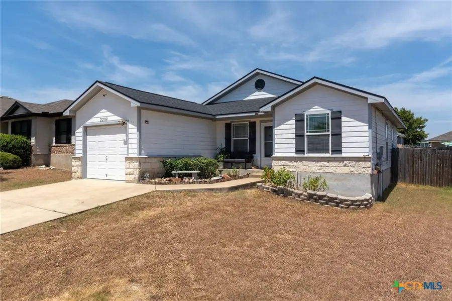 2208 Stoneham, Temple, TX 76504 - #2