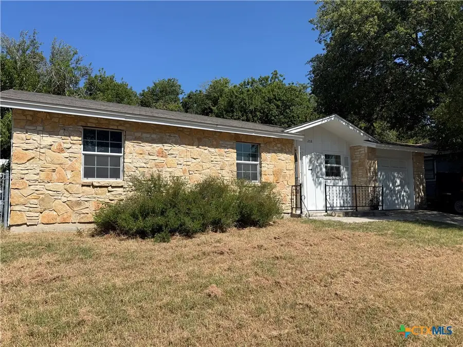 1208 S 19th Street, Copperas Cove, TX 76522 - #3