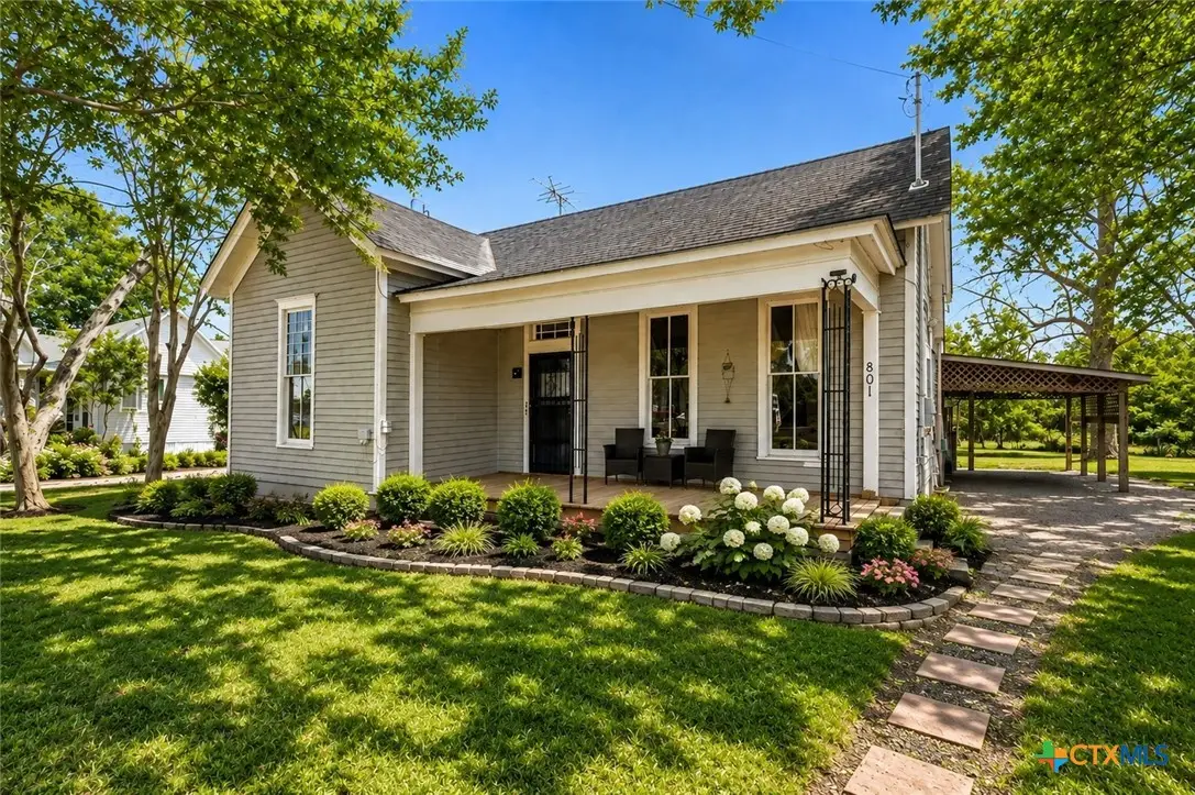 801 Josephine Street, Yoakum, TX 77995 - #1