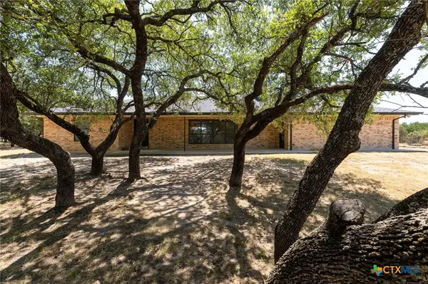 3322 County Road 1020, Lampasas, TX 76550