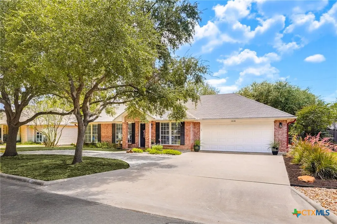 1510 Shadow Walk, Lockhart, TX 78644 - #1