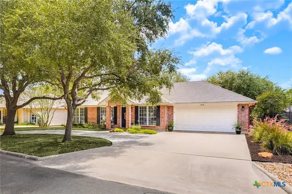 1510 Shadow Walk, Lockhart, TX 78644