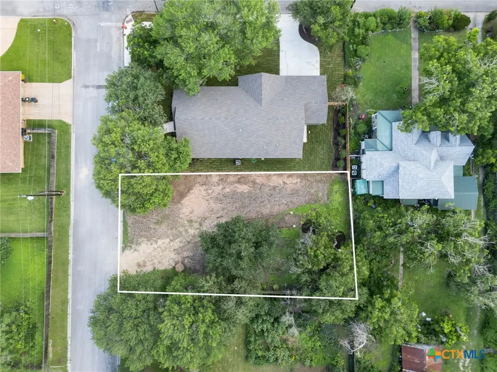 610 Cibilo Street, Lockhart, TX 78644 - #1