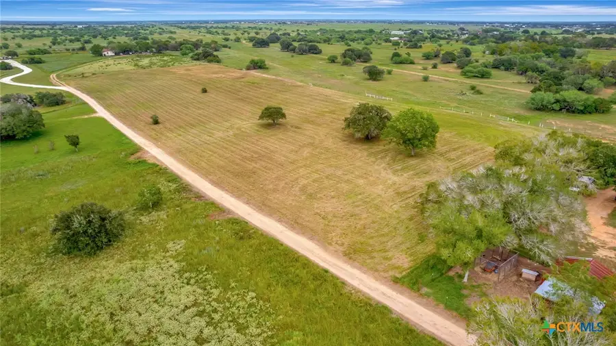 000 Levi Sloan Road, Victoria, TX 77904 - #3