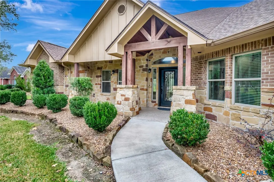 249 Post Oak Bend, Inez, TX 77968 - #1