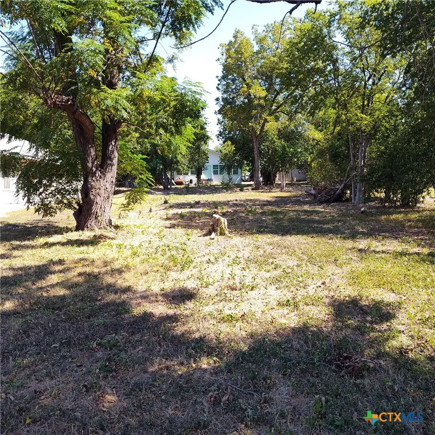 1004 E Avenue E, Temple, TX 76501 - #1