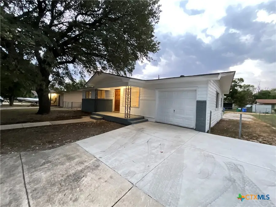 2018 Sherman Street, Seguin, TX 78155 - #2
