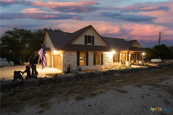 824 Shelly Drive, Canyon Lake, TX 78133
