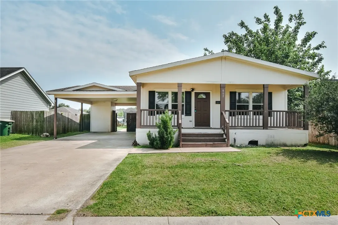 807 E Mesquite Lane, Victoria, TX 77901 - #1
