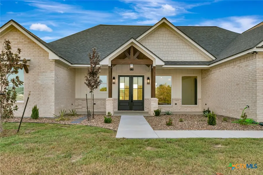 315 Dove Drive, Victoria, TX 77905 - #2