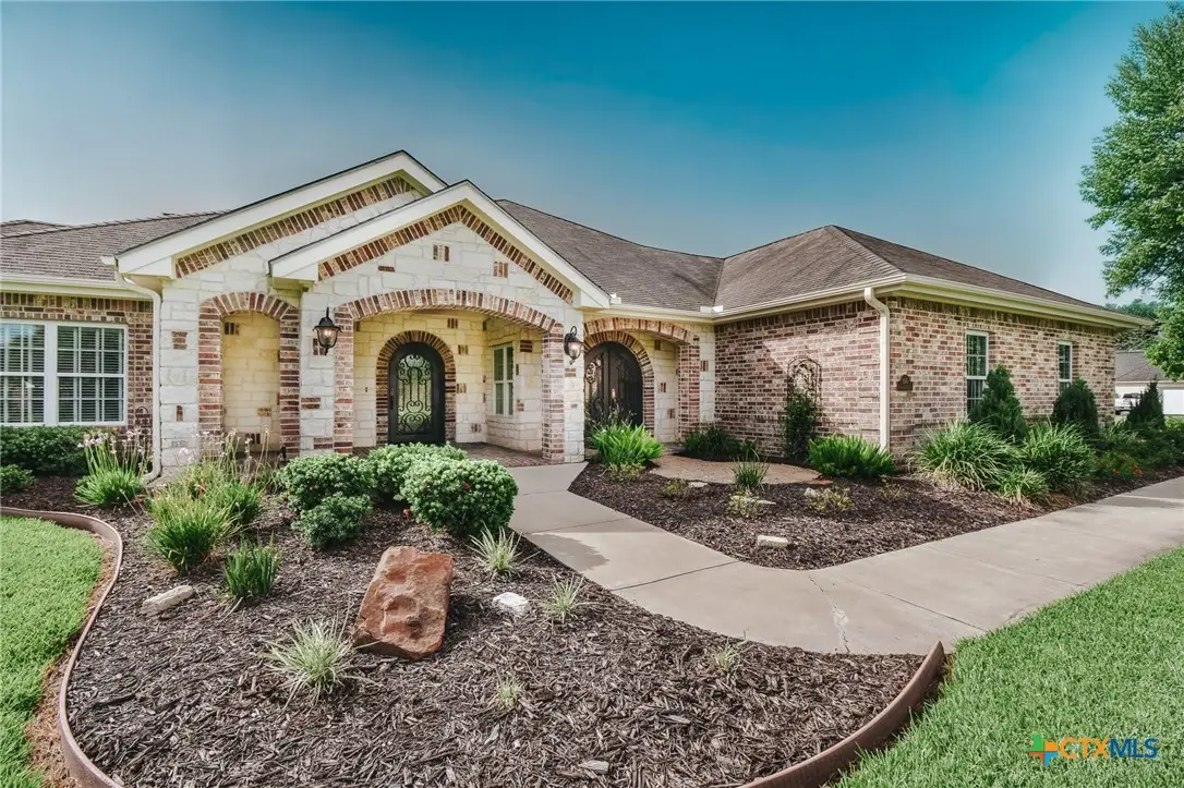 108 Ontario Street, Victoria, TX 77905 - #1
