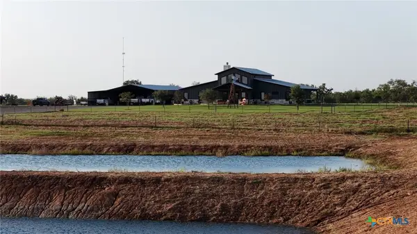 12093 Sulphur Springs Road, Adkins, TX 78101