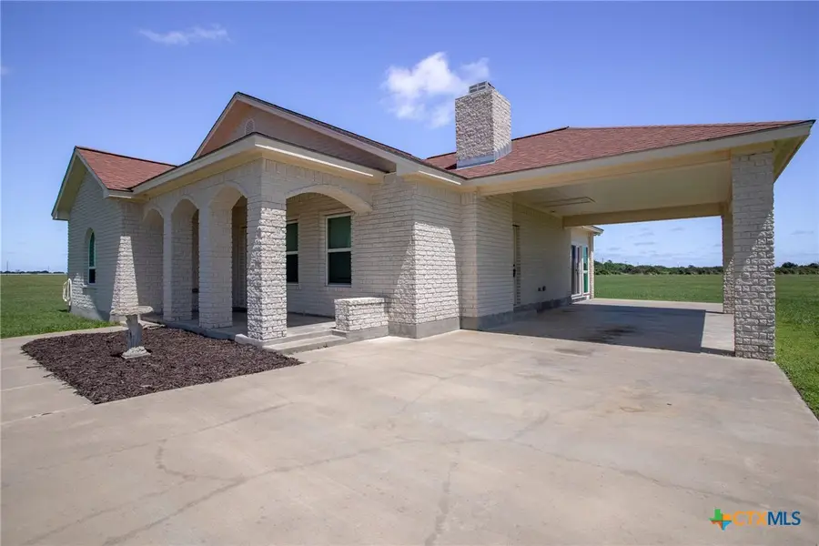 394 Sunrise Bay Drive, Port Lavaca, TX 77979 - #3
