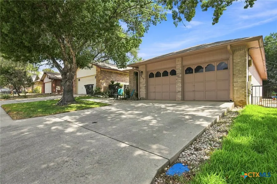 1217 Bluff Creek Circle, New Braunfels, TX 78130 - #2