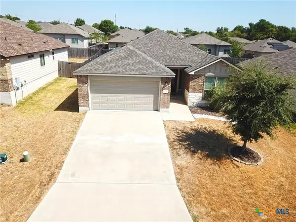 2214 Petersburg Lane, Temple, TX 76504