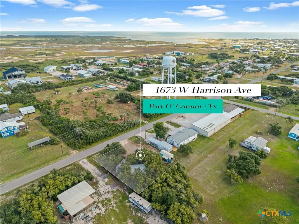 1673 W Harrison, Port Oconnor, TX 77982 - #1