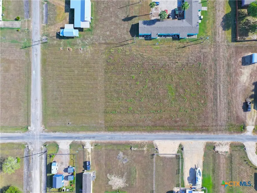 1311 W Bill Tindall Avenue, Seadrift, TX 77983 - #3