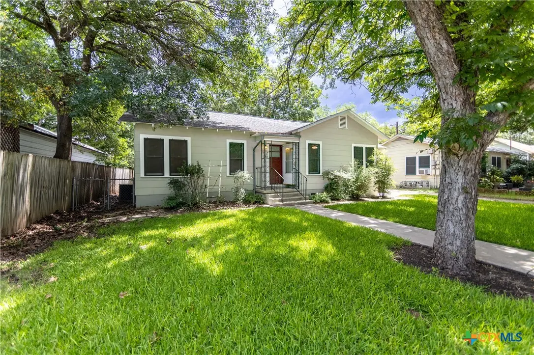 465 S Guenther Avenue, New Braunfels, TX 78130 - #1