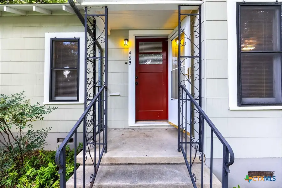 465 S Guenther Avenue, New Braunfels, TX 78130 - #3