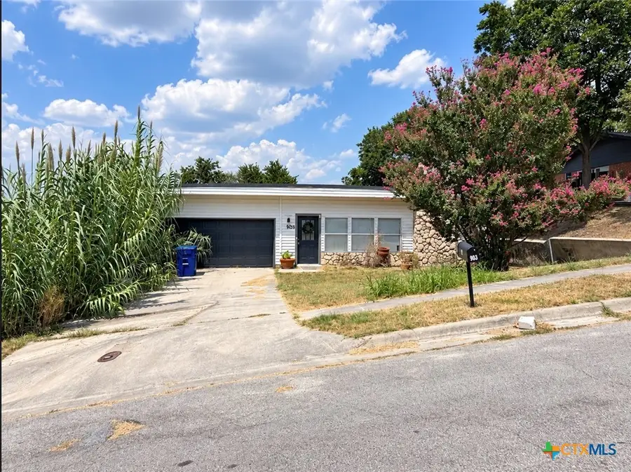903 Davie Lee Drive, Copperas Cove, TX 76522 - #2