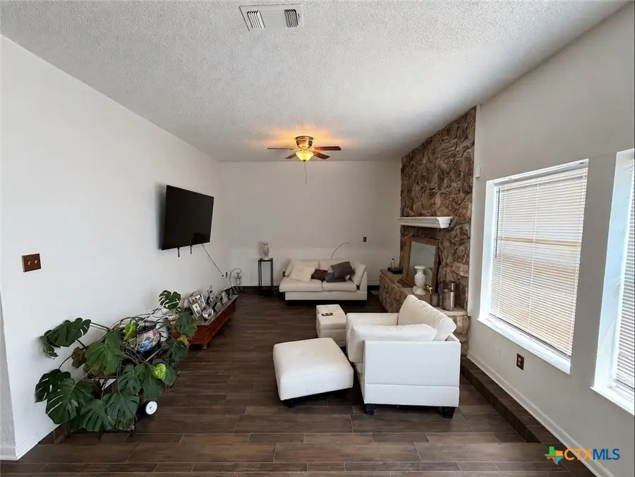 903 Davie Lee Drive, Copperas Cove, TX 76522 - #3