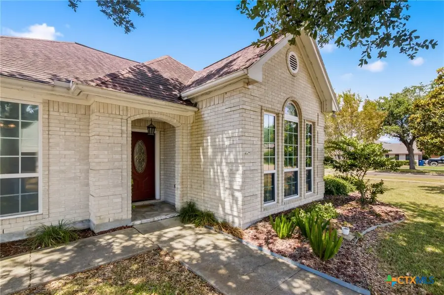 101 Willowbend Drive, Port Lavaca, TX 77979 - #2