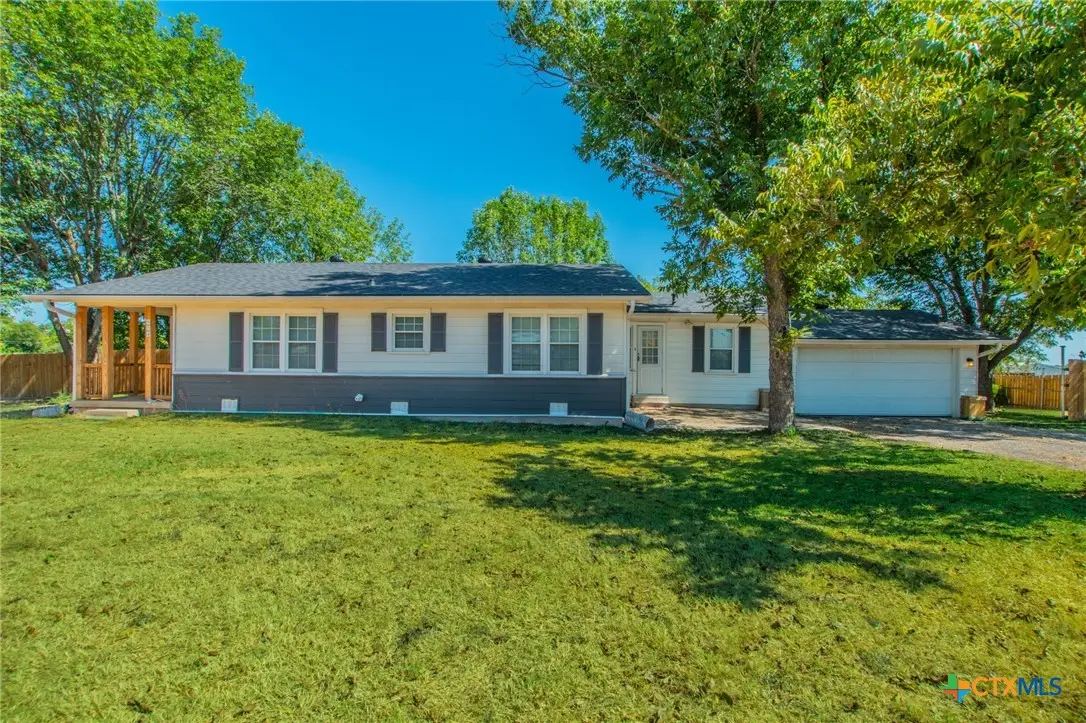 814 E Young Avenue, Temple, TX 76501 - #1