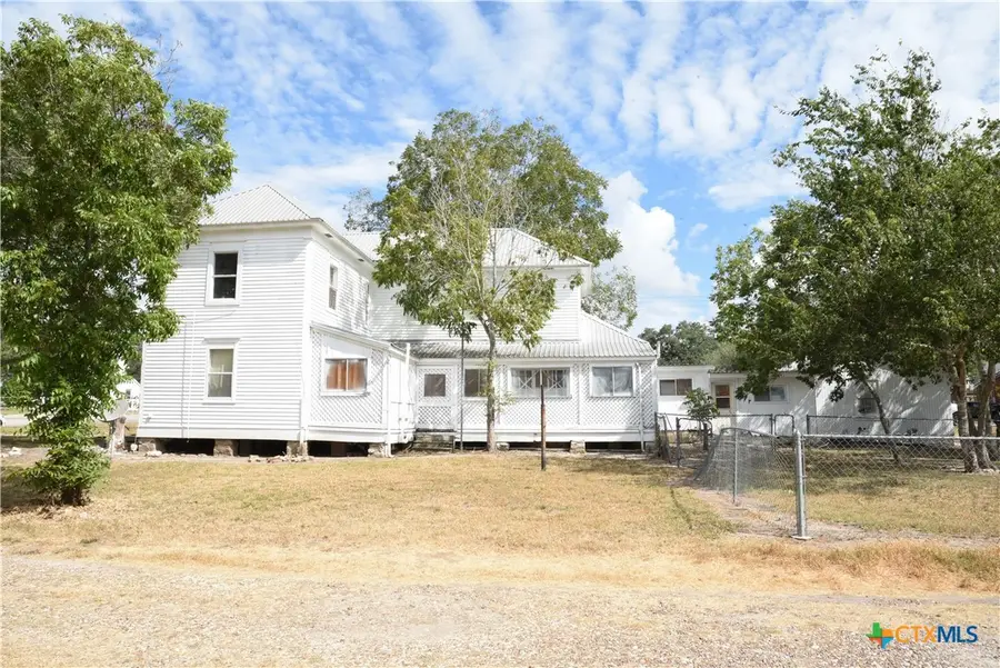 149 N Commercial Street, Goliad, TX 77963 - #3