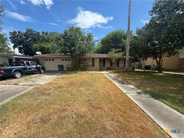 530 Willowick Drive, Port Lavaca, TX 77979