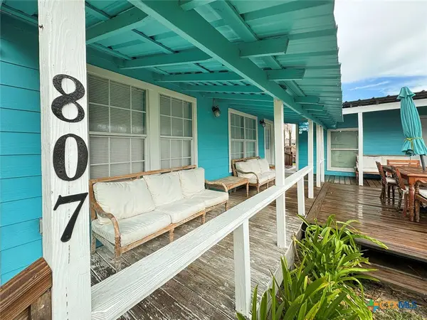 807 Madison Avenue, Port O'Connor, TX 77982