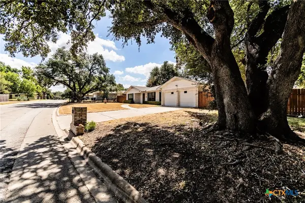 3205 Pin Oak Drive, Temple, TX 76502